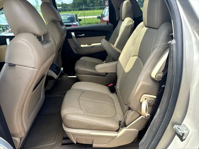 used 2012 GMC Acadia car, priced at $4,995
