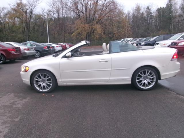 used 2007 Volvo C70 car, priced at $8,495