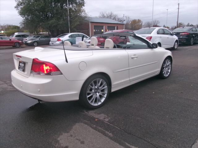 used 2007 Volvo C70 car, priced at $8,495