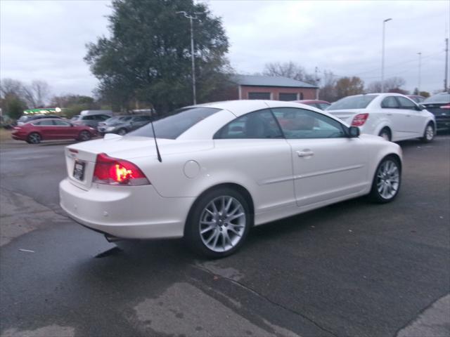 used 2007 Volvo C70 car, priced at $8,495