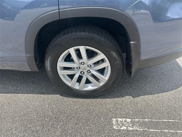 used 2014 Toyota Highlander car, priced at $14,000