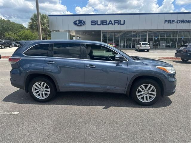used 2014 Toyota Highlander car, priced at $14,000