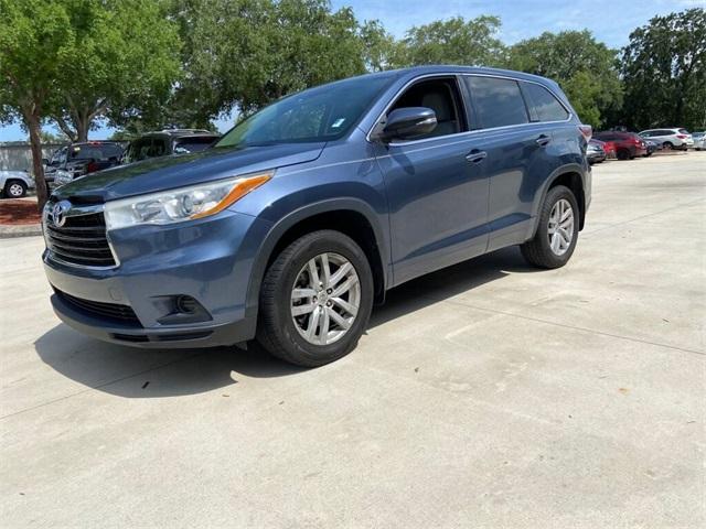 used 2014 Toyota Highlander car, priced at $15,000