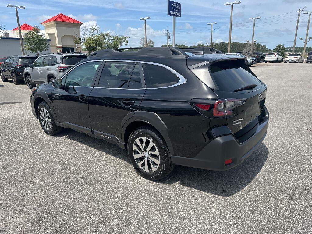 used 2025 Subaru Outback car, priced at $29,500