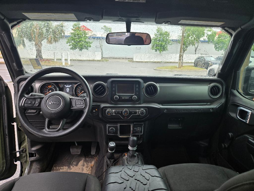 used 2021 Jeep Wrangler Unlimited car, priced at $32,000