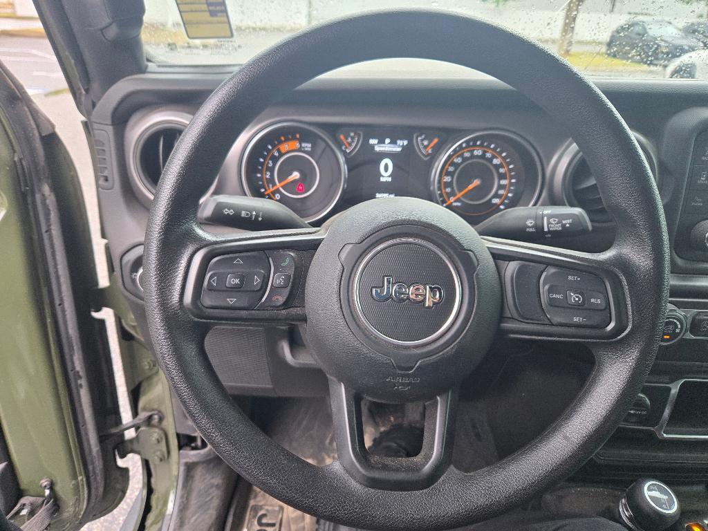 used 2021 Jeep Wrangler Unlimited car, priced at $32,000