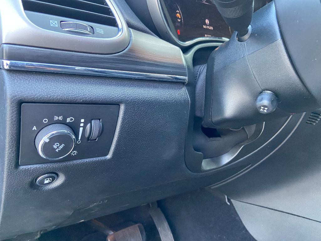 used 2020 Jeep Grand Cherokee car, priced at $21,500