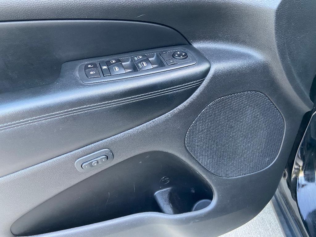 used 2020 Jeep Grand Cherokee car, priced at $21,500