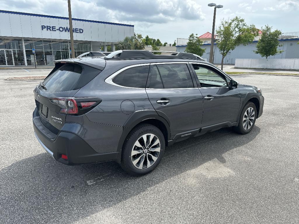 used 2025 Subaru Outback car, priced at $40,000