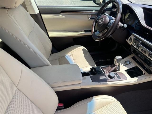 used 2016 Lexus ES 350 car, priced at $17,500