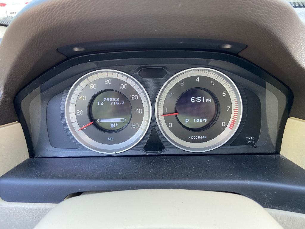 used 2013 Volvo XC70 car, priced at $11,000