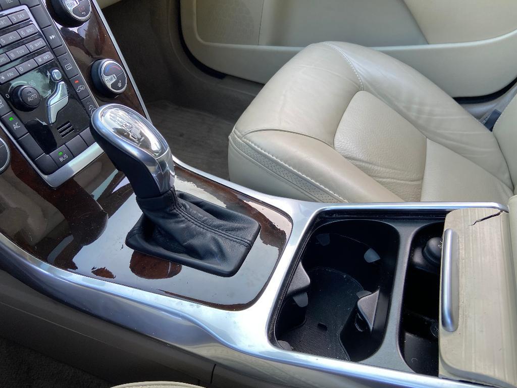 used 2013 Volvo XC70 car, priced at $11,000