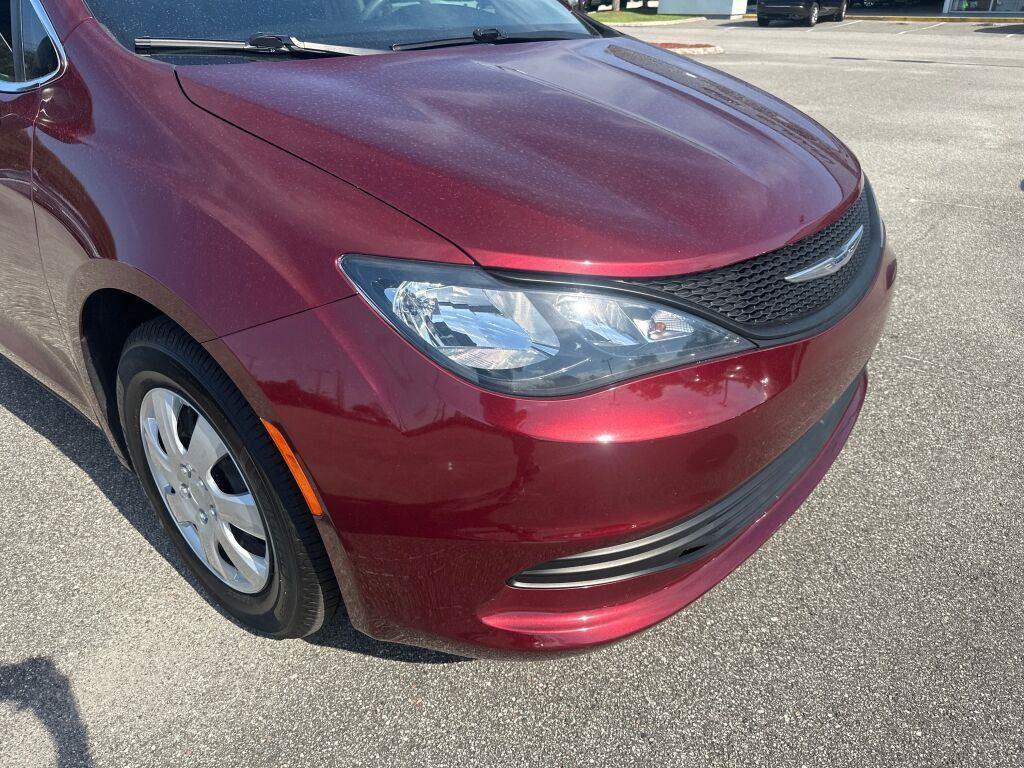 used 2018 Chrysler Pacifica car, priced at $15,000