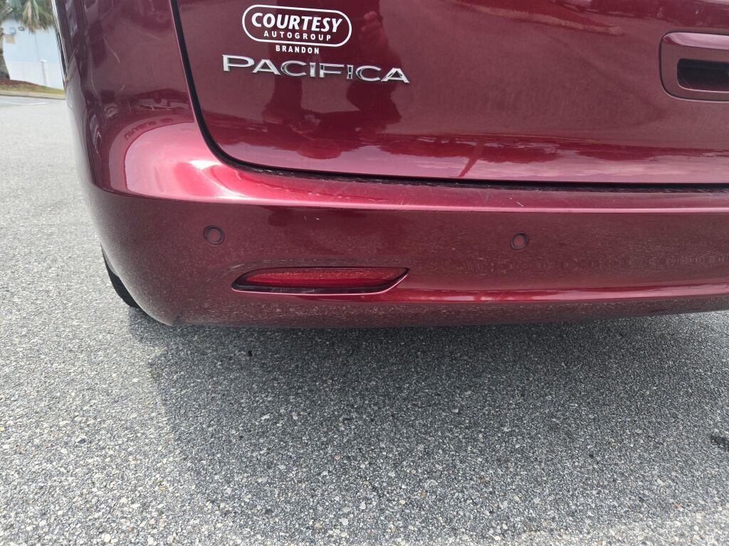 used 2018 Chrysler Pacifica car, priced at $16,500