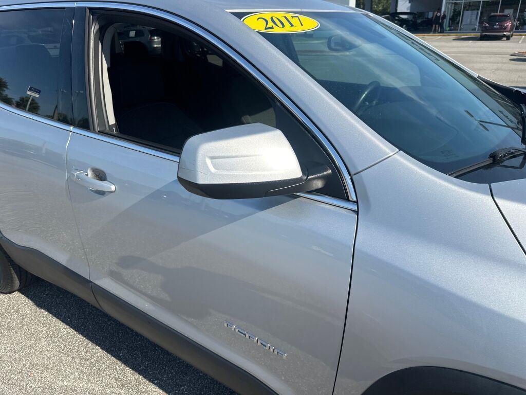 used 2017 GMC Acadia car, priced at $13,000
