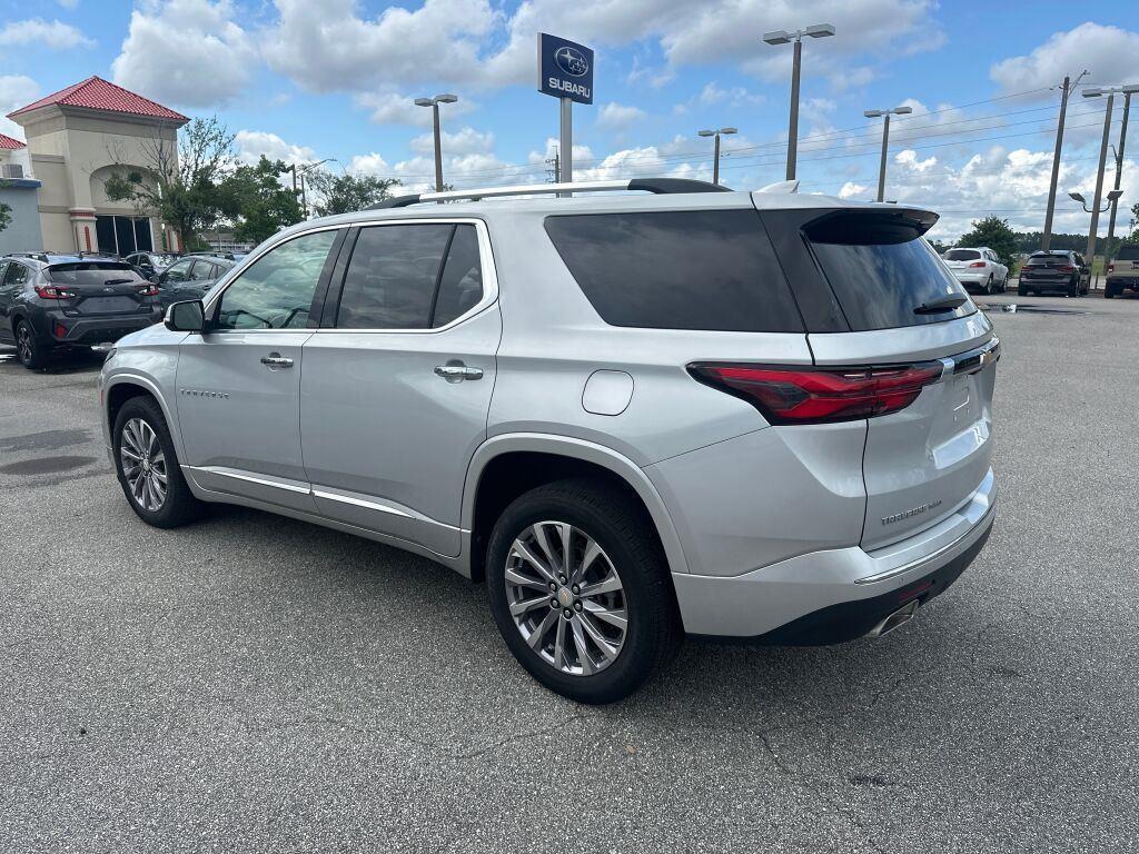 used 2022 Chevrolet Traverse car, priced at $35,500