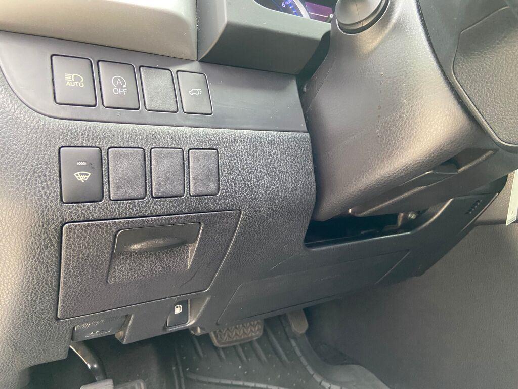used 2018 Toyota Highlander car, priced at $19,000
