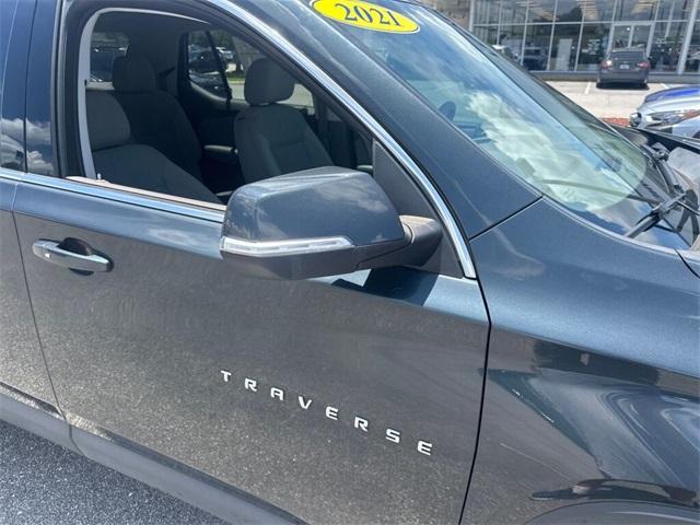 used 2021 Chevrolet Traverse car, priced at $18,500
