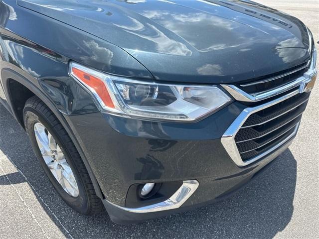used 2021 Chevrolet Traverse car, priced at $18,500