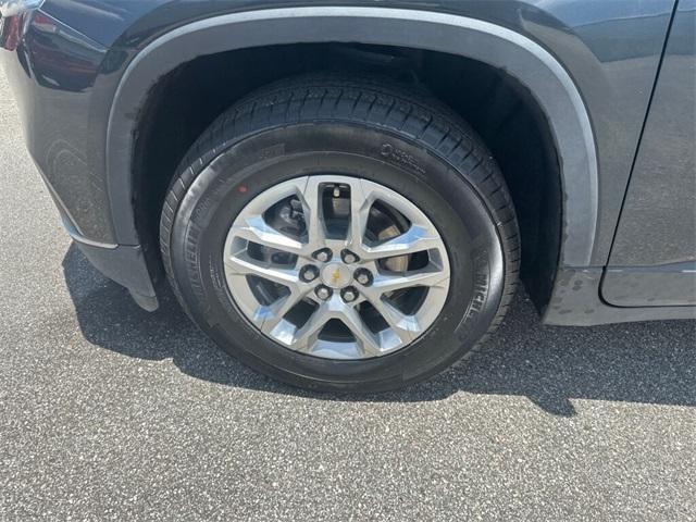 used 2021 Chevrolet Traverse car, priced at $18,500