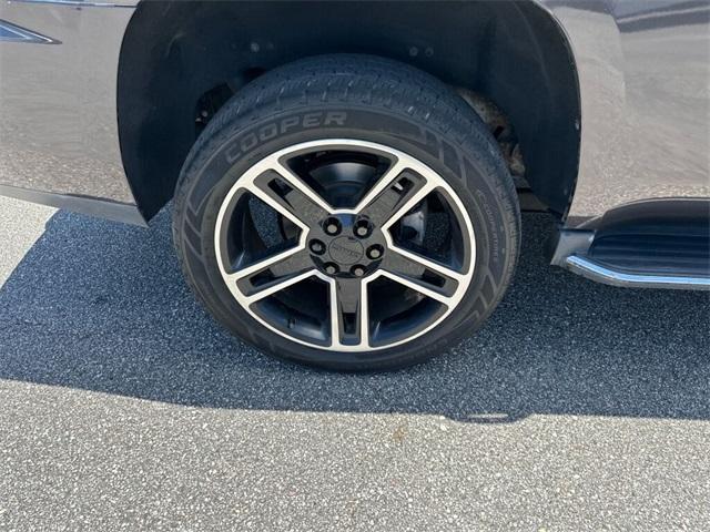 used 2018 GMC Yukon car, priced at $25,000