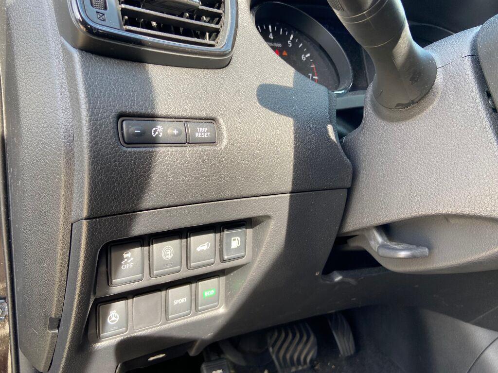 used 2018 Nissan Rogue car, priced at $15,000