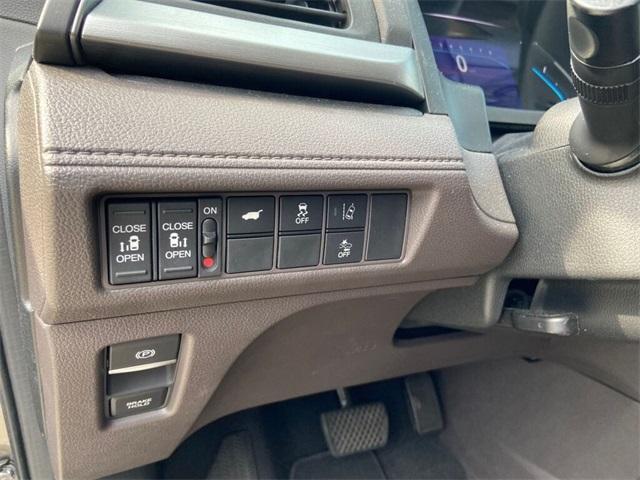 used 2018 Honda Odyssey car, priced at $18,000