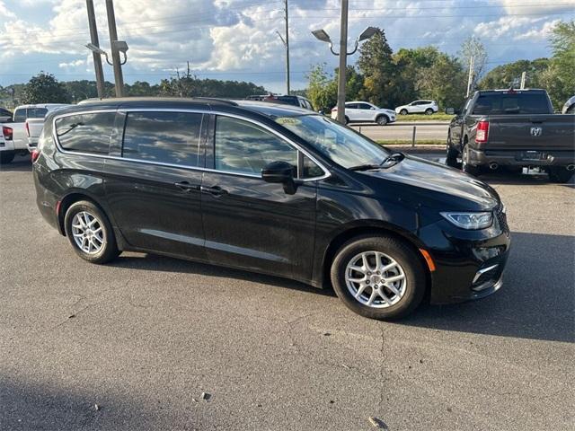 used 2022 Chrysler Pacifica car, priced at $21,000