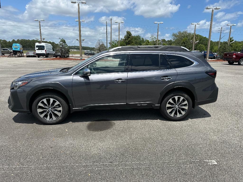 used 2025 Subaru Outback car, priced at $40,500