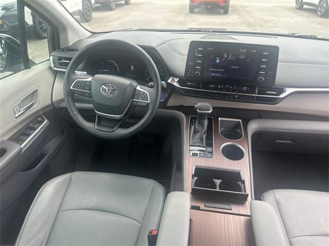 used 2023 Toyota Sienna car, priced at $39,500