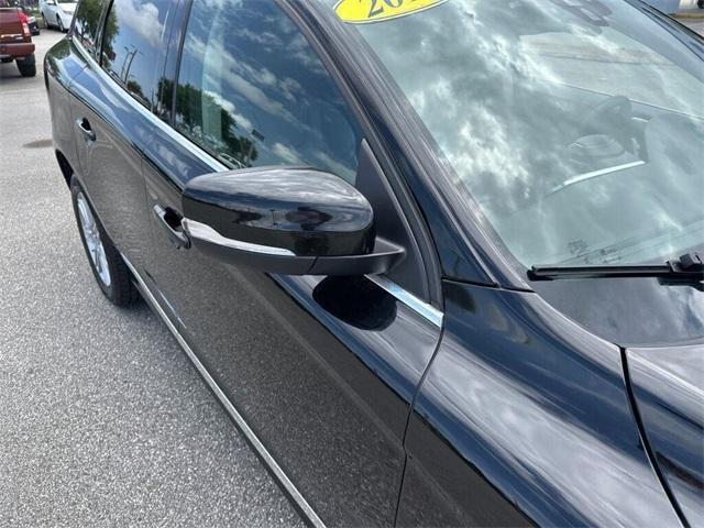 used 2017 Volvo XC60 car, priced at $14,000