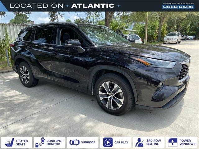 used 2022 Toyota Highlander car, priced at $30,500