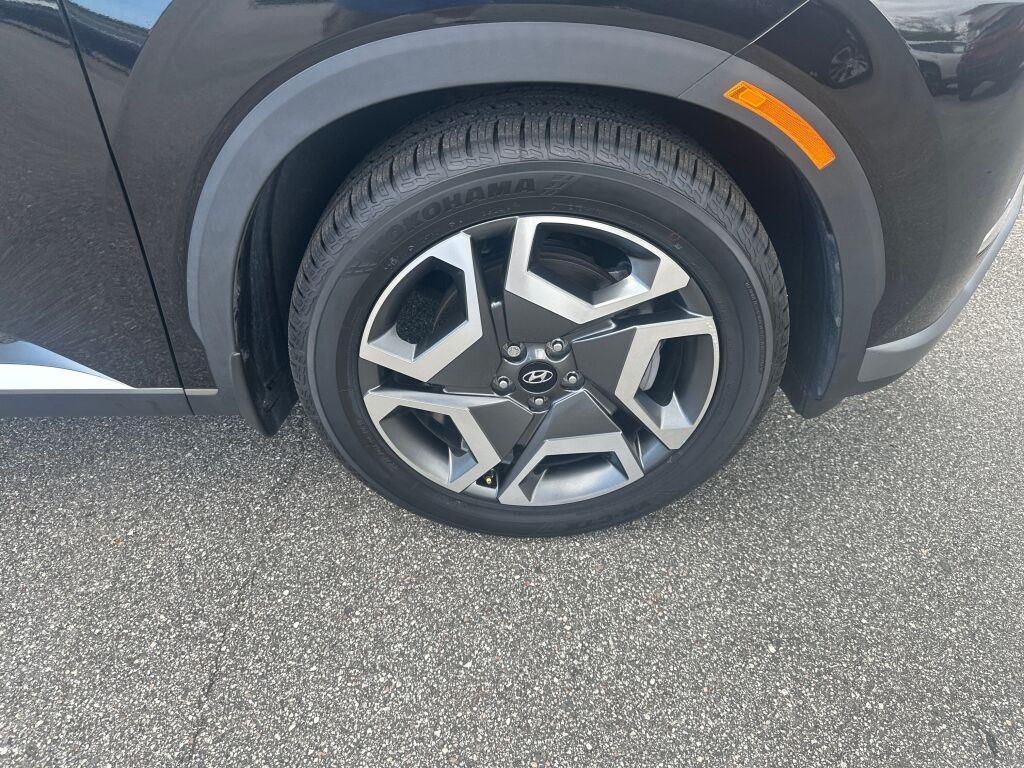 used 2023 Hyundai Palisade car, priced at $34,000