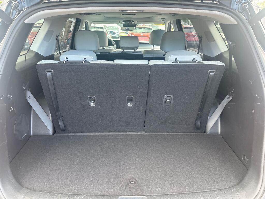 used 2023 Hyundai Palisade car, priced at $34,000