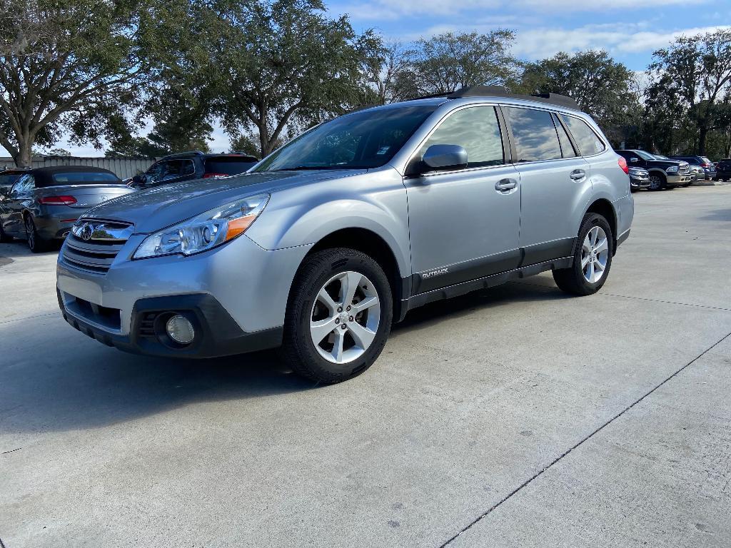 used 2013 Subaru Outback car, priced at $12,500