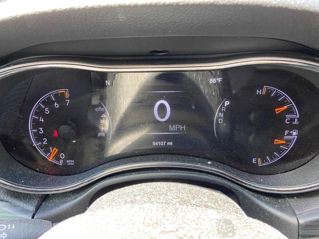 used 2020 Jeep Grand Cherokee car, priced at $24,000