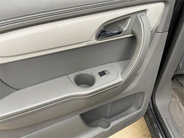 used 2013 Chevrolet Traverse car, priced at $9,500