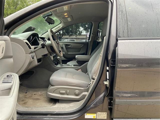 used 2013 Chevrolet Traverse car, priced at $9,500