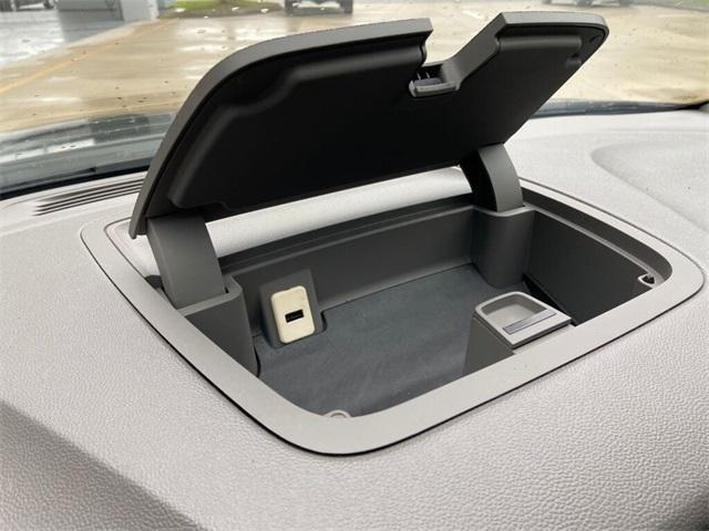 used 2013 Chevrolet Traverse car, priced at $9,500
