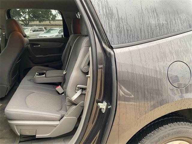 used 2013 Chevrolet Traverse car, priced at $9,500