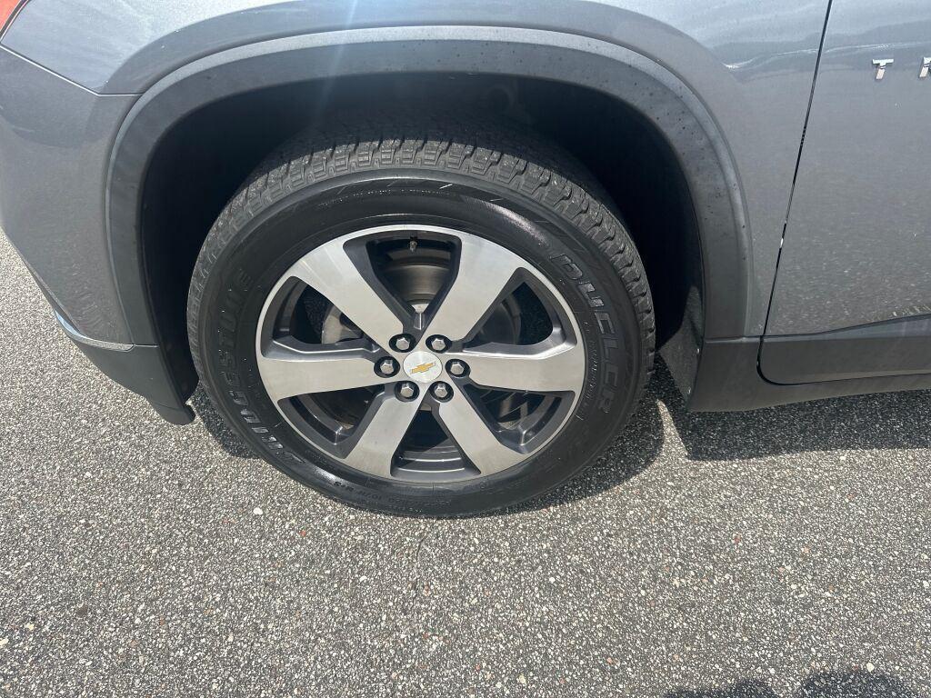 used 2018 Chevrolet Traverse car, priced at $18,500