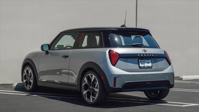 new 2025 MINI Hardtop car, priced at $36,595