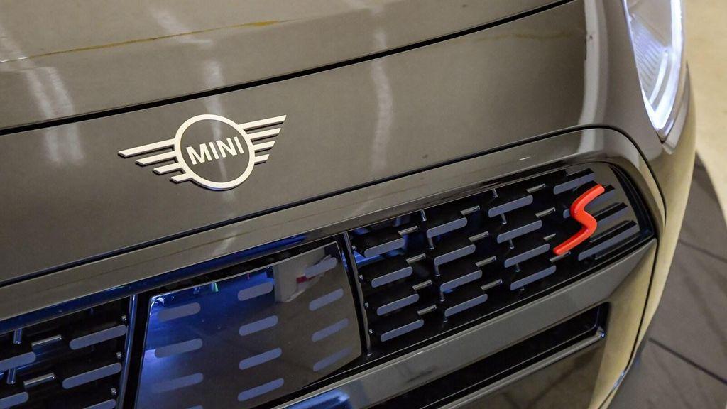 new 2025 MINI Countryman car, priced at $42,005