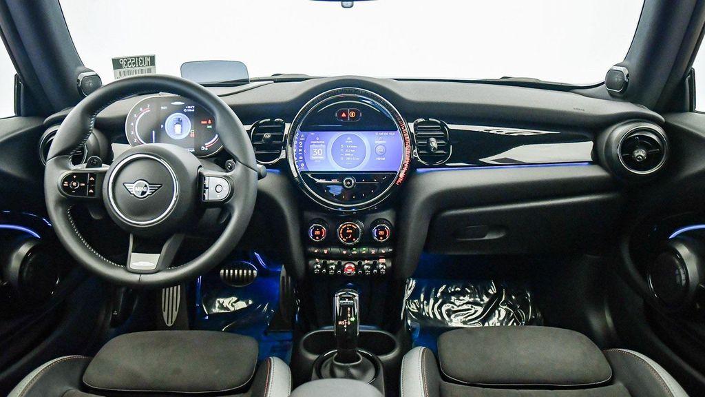 used 2023 MINI Hardtop car, priced at $34,299