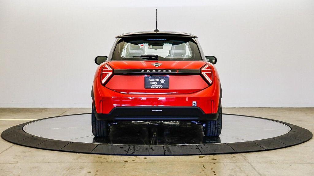new 2025 MINI Hardtop car, priced at $37,810