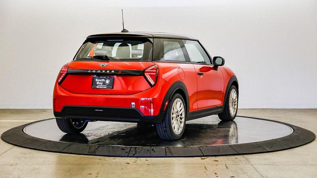 new 2025 MINI Hardtop car, priced at $37,810