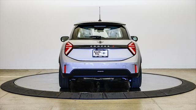 new 2025 MINI Hardtop car, priced at $37,810