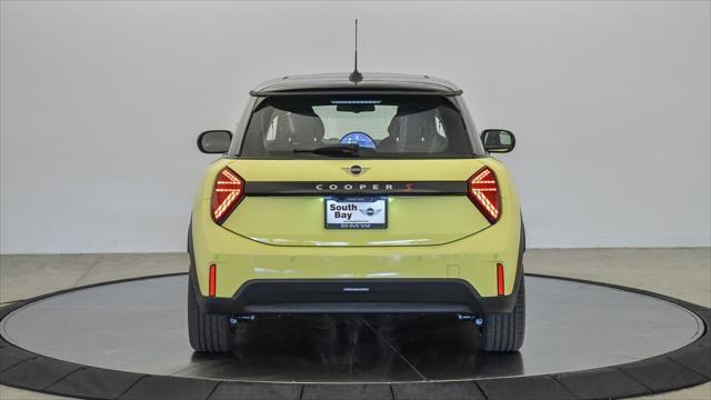 new 2025 MINI Hardtop car, priced at $35,895