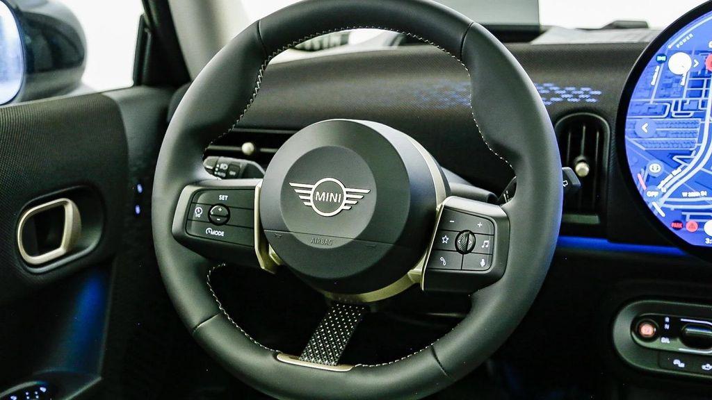 new 2025 MINI Hardtop car, priced at $35,680