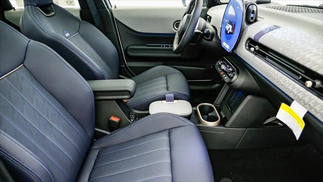 new 2025 MINI Hardtop car, priced at $35,500